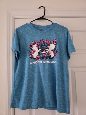 Under Armour Blue Heather Tee with Pink Floral Logo (Like New)